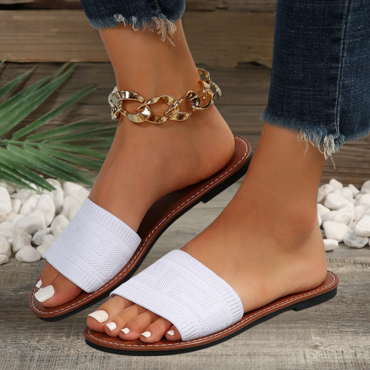 Calla Flat Sandals
