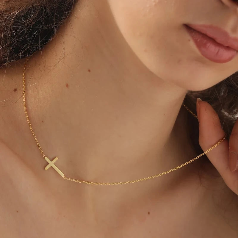 Luma Cross Necklace