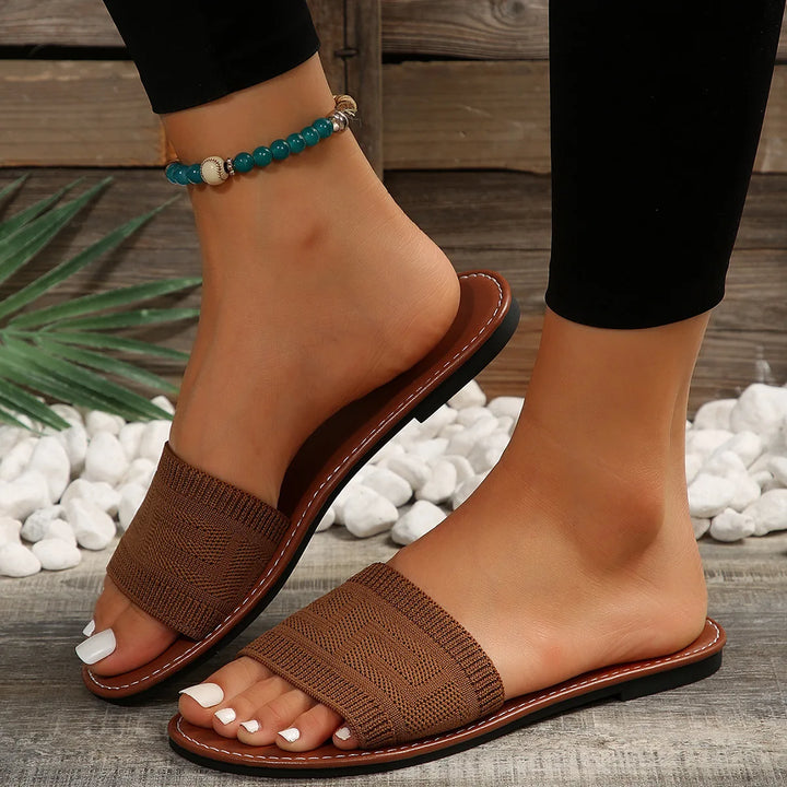 Calla Flat Sandals