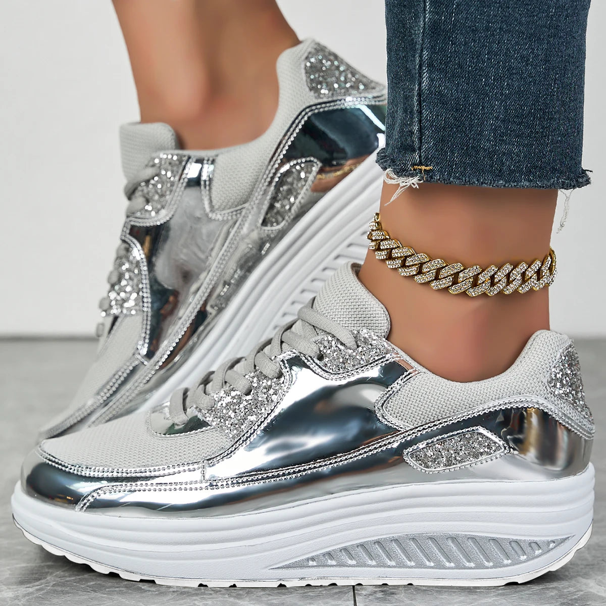 Nova Glow Platform Sneakers