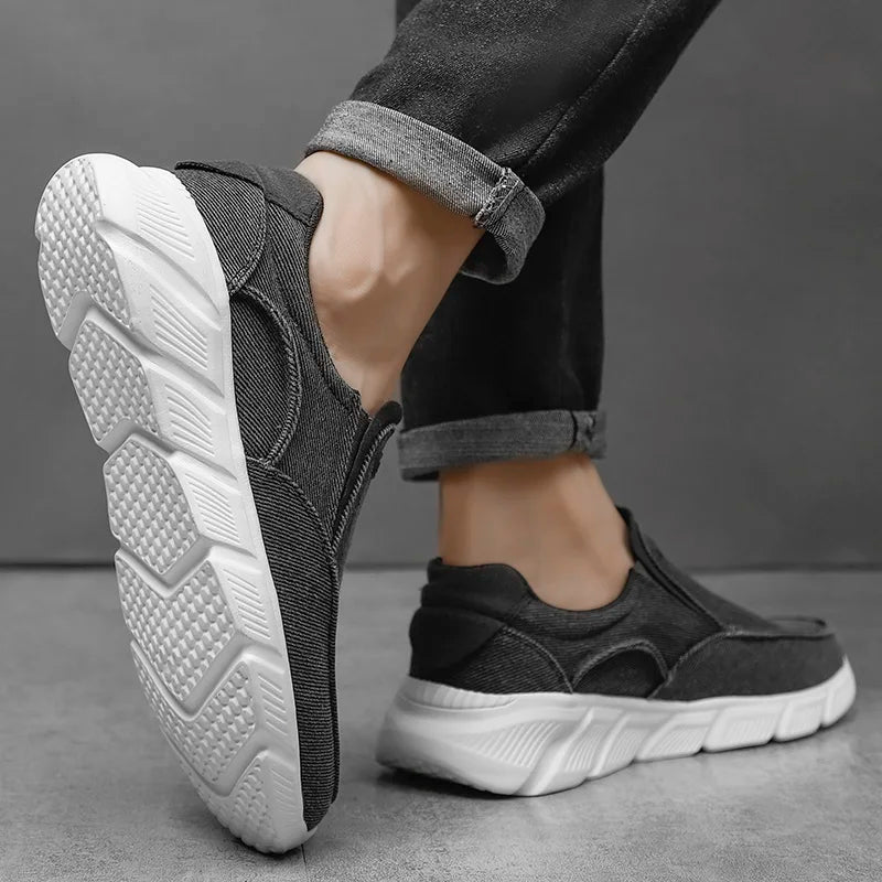 Calden Cloud Sneakers