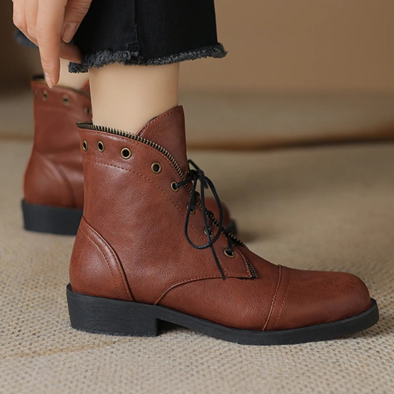 Amélie Heritage Lace Boots