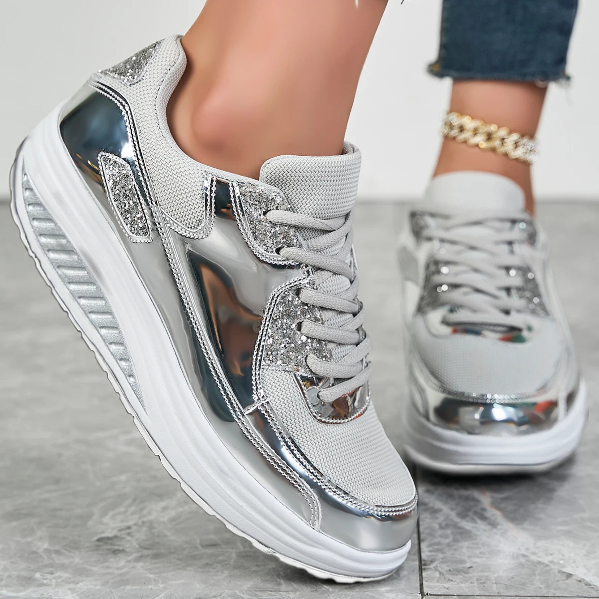 Nova Glow Platform Sneakers