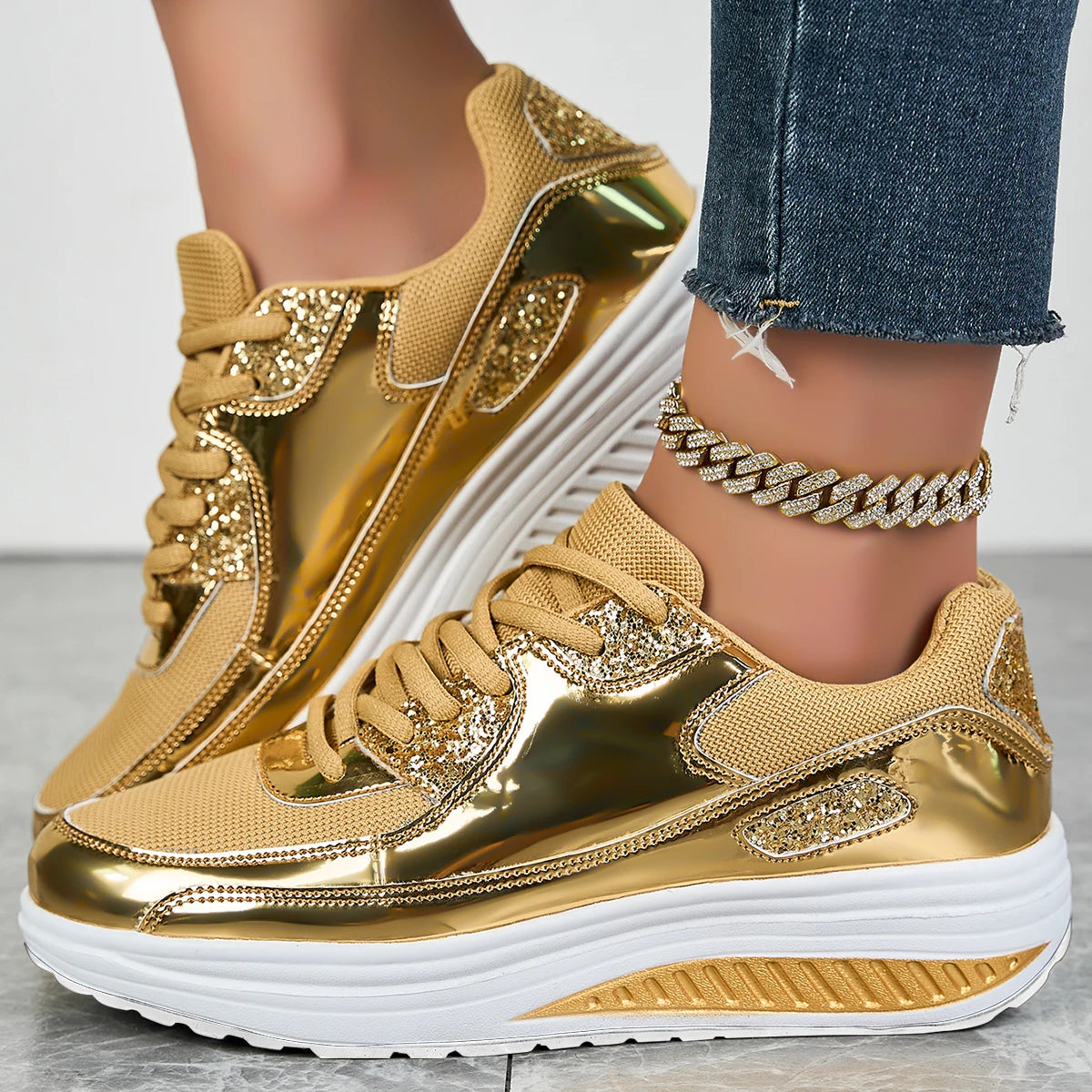 Nova Glow Platform Sneakers