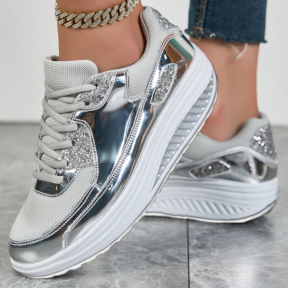 Nova Glow Platform Sneakers